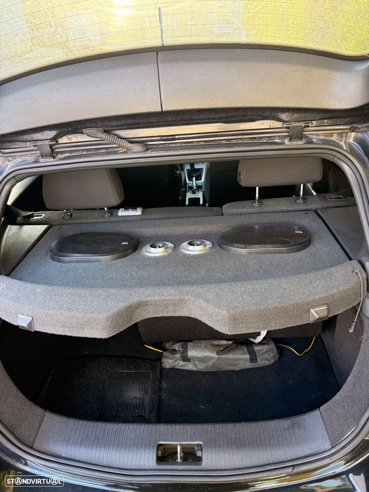 Opel Astra GTC 1.3 CDTI - 4