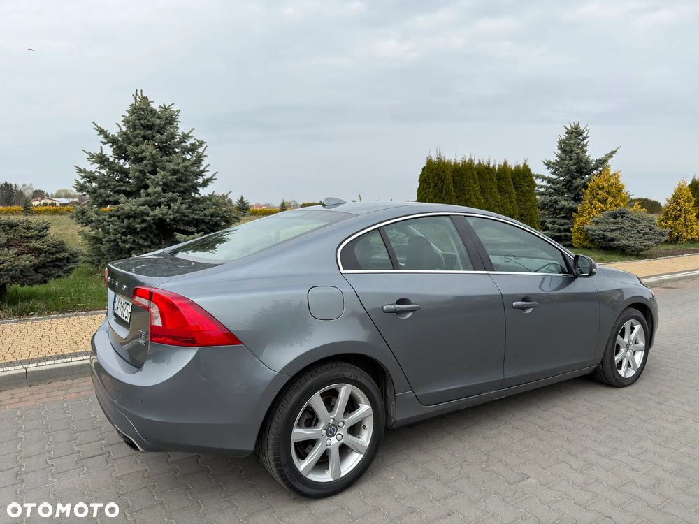 Volvo S60 2.5 T5 AWD - 10