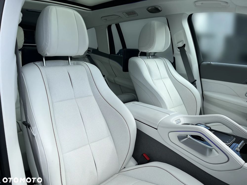 Mercedes-Benz Maybach GLS - 13