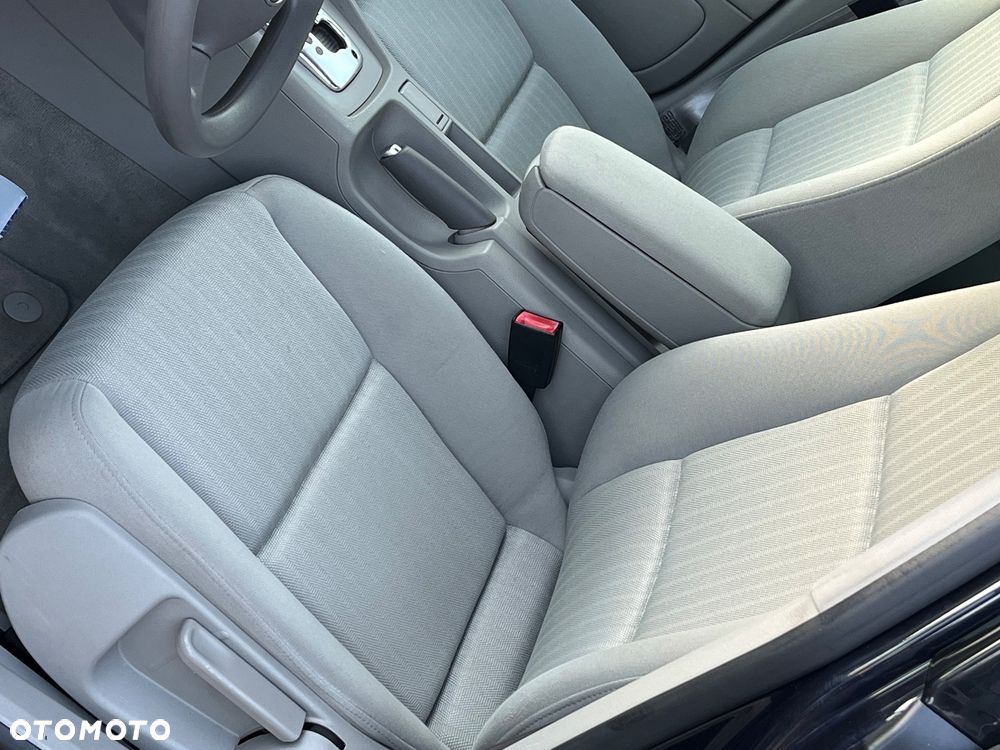 Audi A4 Limousine - 23