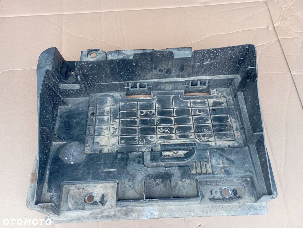 OPEL MOVANO PODSTAWA OBUDOWY AKUMULATORA 648600006R - 1