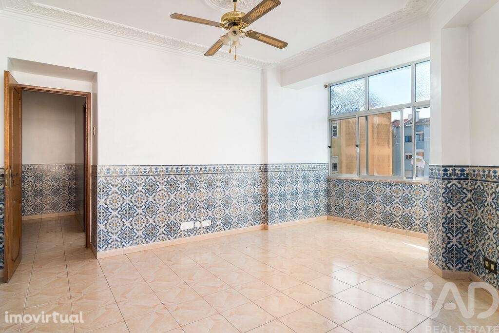 Apartamento T2 em Algés, Linda-a-Velha e Cruz Quebrada-Dafundo de 66 m - Grande imagem: 2/16