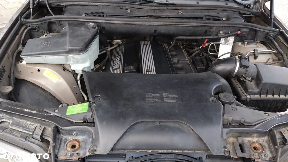 BMW X5 3.0 i - 12