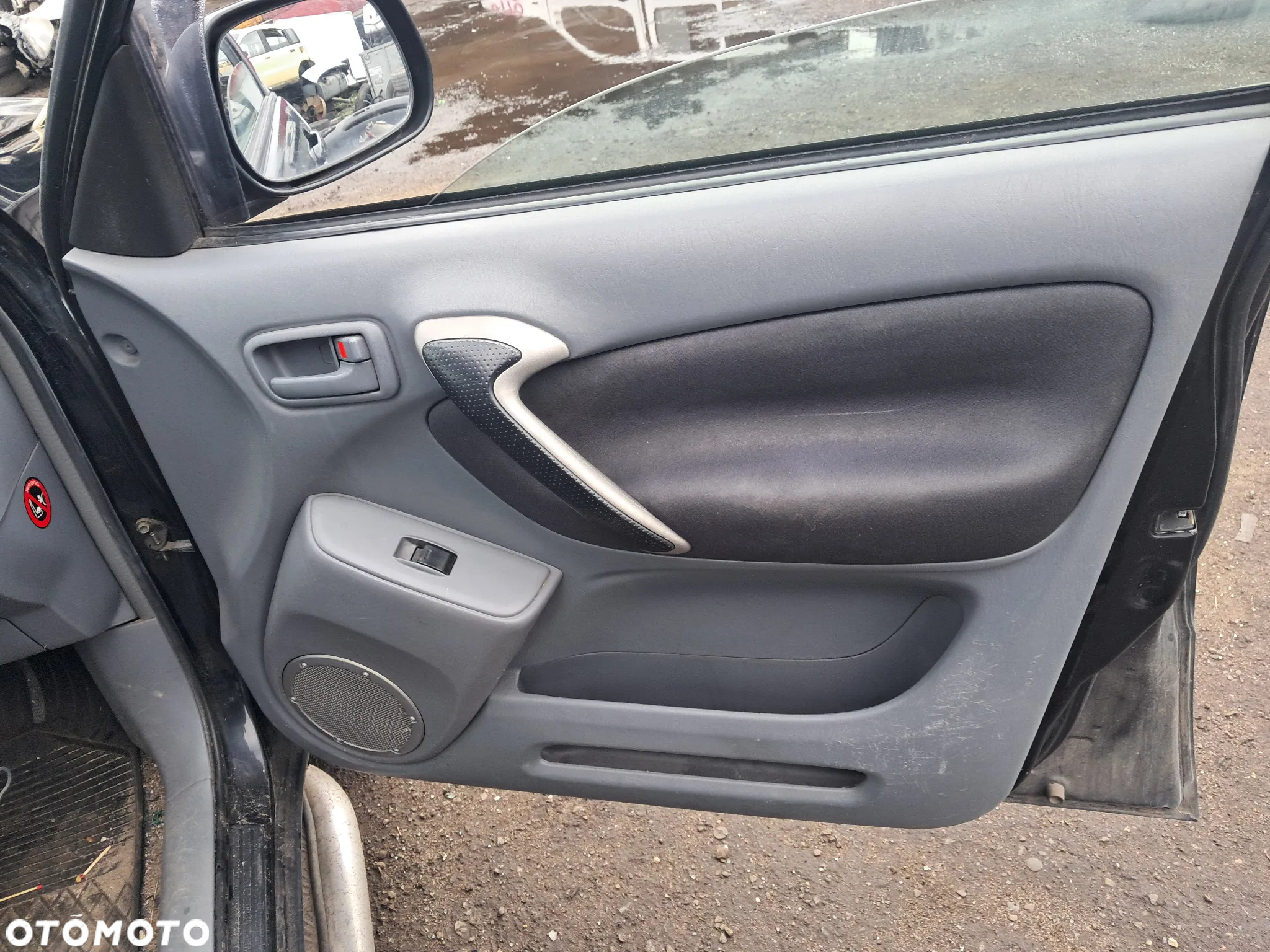 TOYOTA RAV 4 II 2002 2.0 D4D : ICD-FTV KL 202 - 19