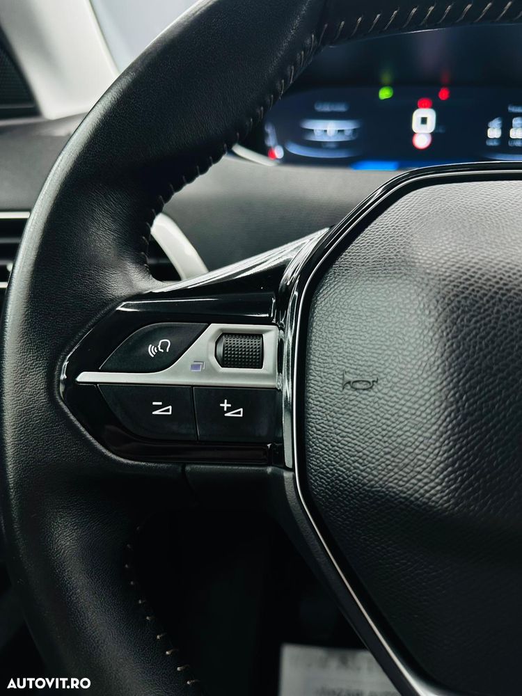 Peugeot 3008 BlueHDi 130 Stop & Start Allure - 31