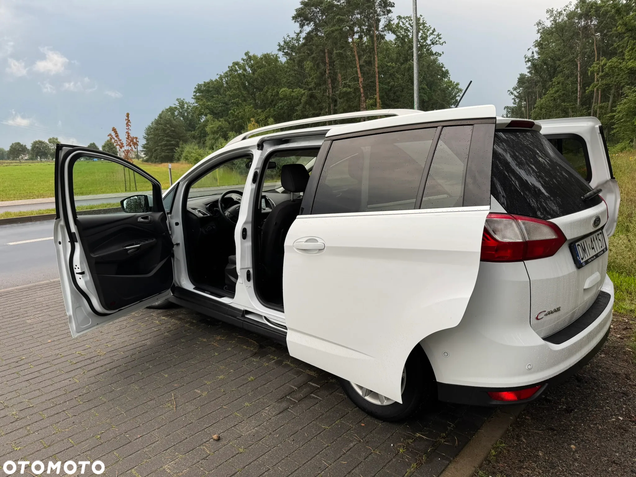 Ford Grand C-MAX - 9