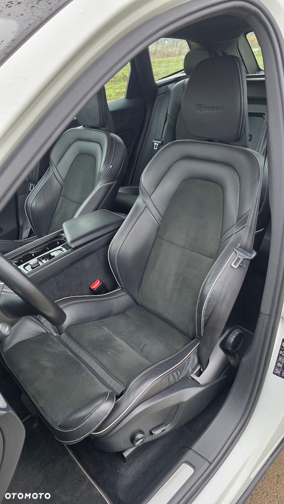 Volvo XC 60 D3 R-Design - 8