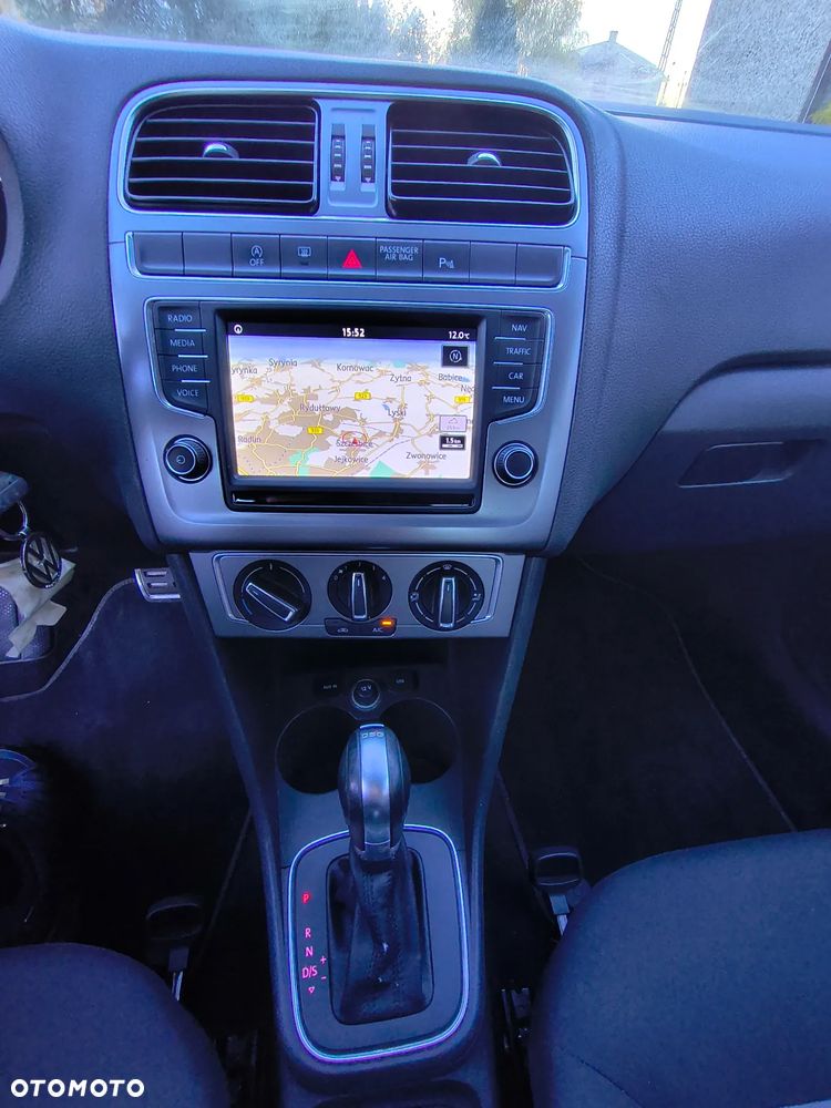 Volkswagen Polo 1.2 TSI Blue Motion Technology DSG Allstar - 11