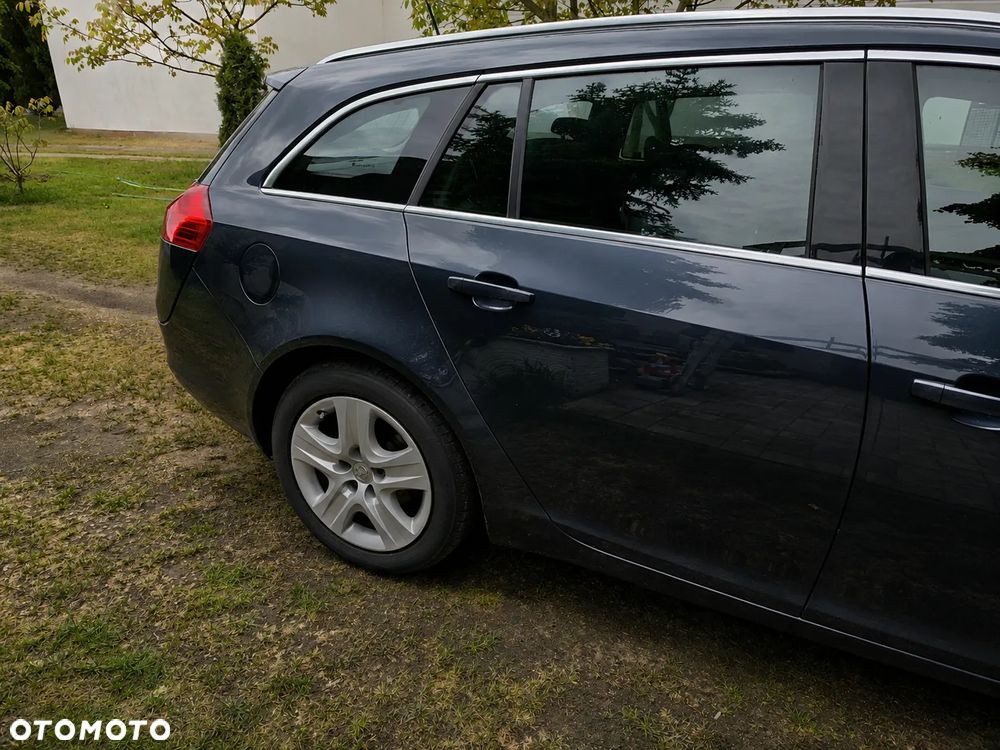 Opel Insignia 1.8 - 4