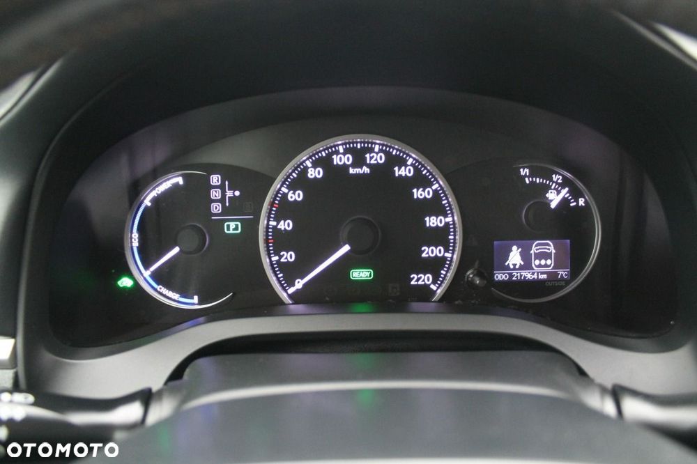 Lexus CT - 15