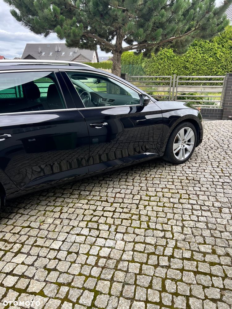 Skoda Superb 2.0 TDI SCR 4x4 Style DSG - 11