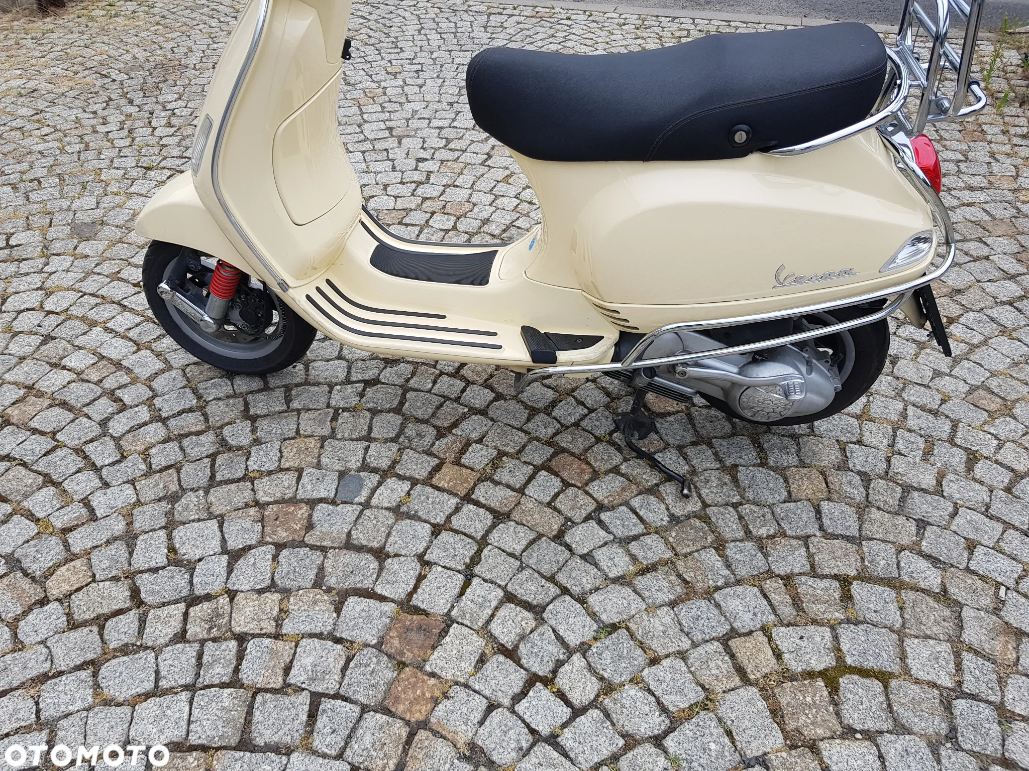 Vespa LX - 2