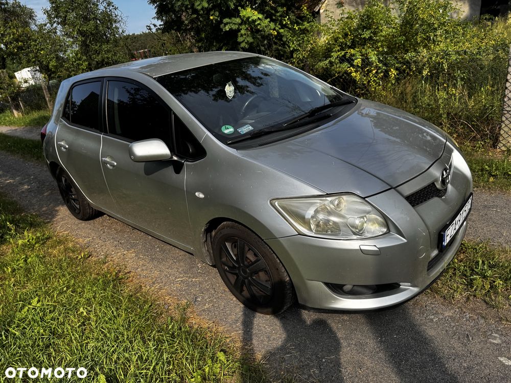 Toyota Auris - 5