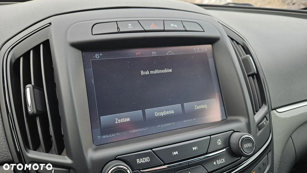 Opel Insignia 1.6 SIDI Turbo Touer Innovation - 17