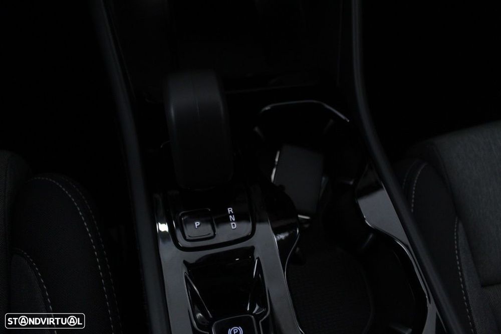 Volvo XC 40 2.0 B3 Plus Dark - 30