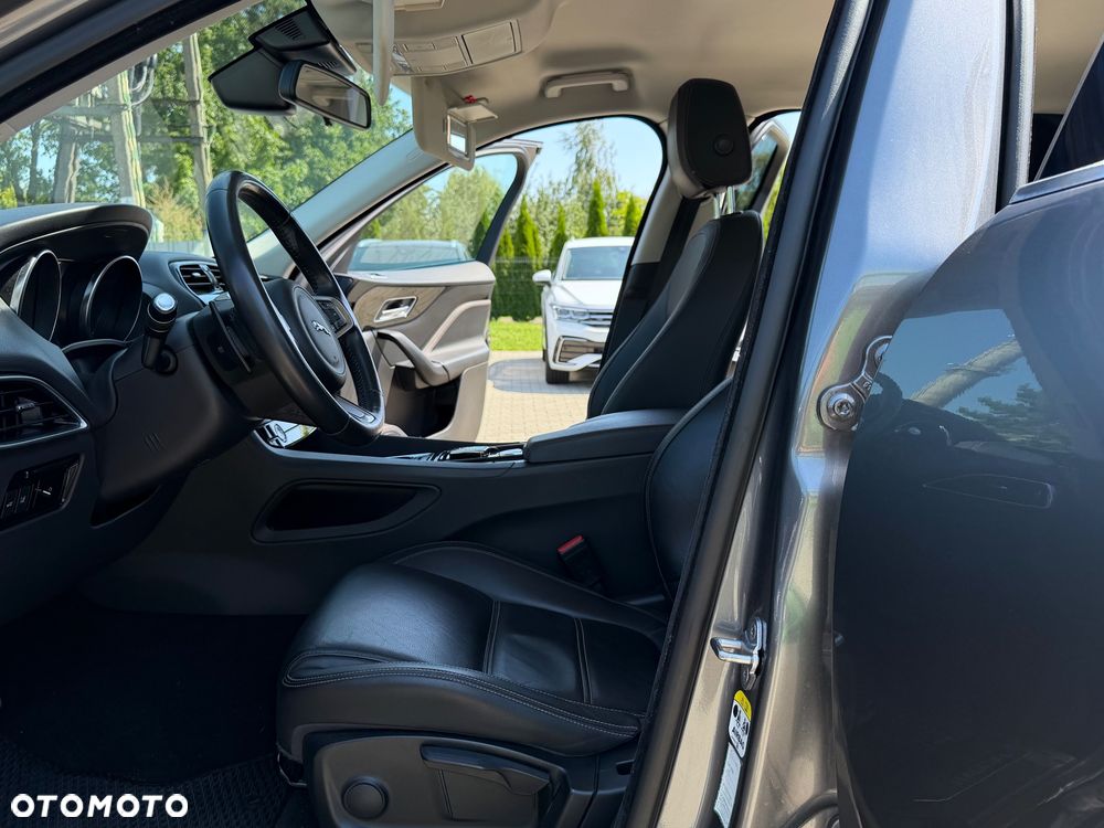 Jaguar F-Pace 20d AWD Prestige - 20