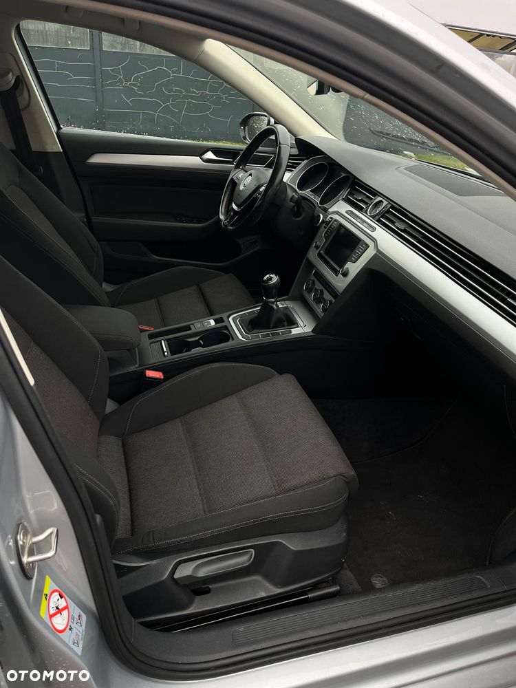 Volkswagen Passat 1.4 TSI BMT ACT Comfortline - 14