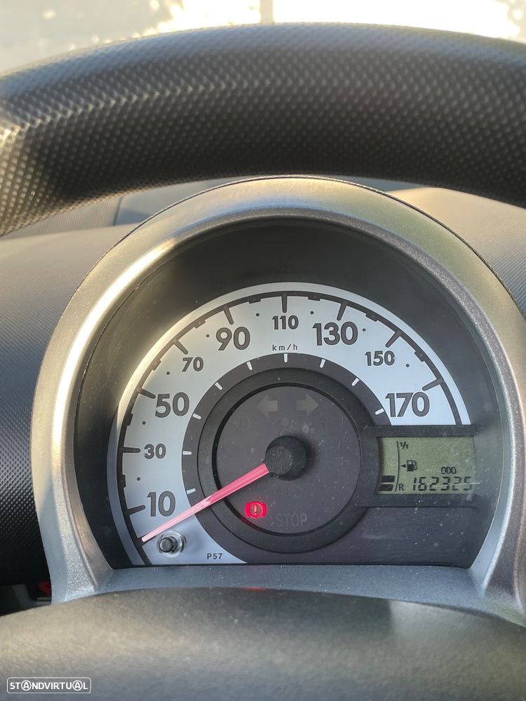 Toyota Aygo 1.0 + AC - 5