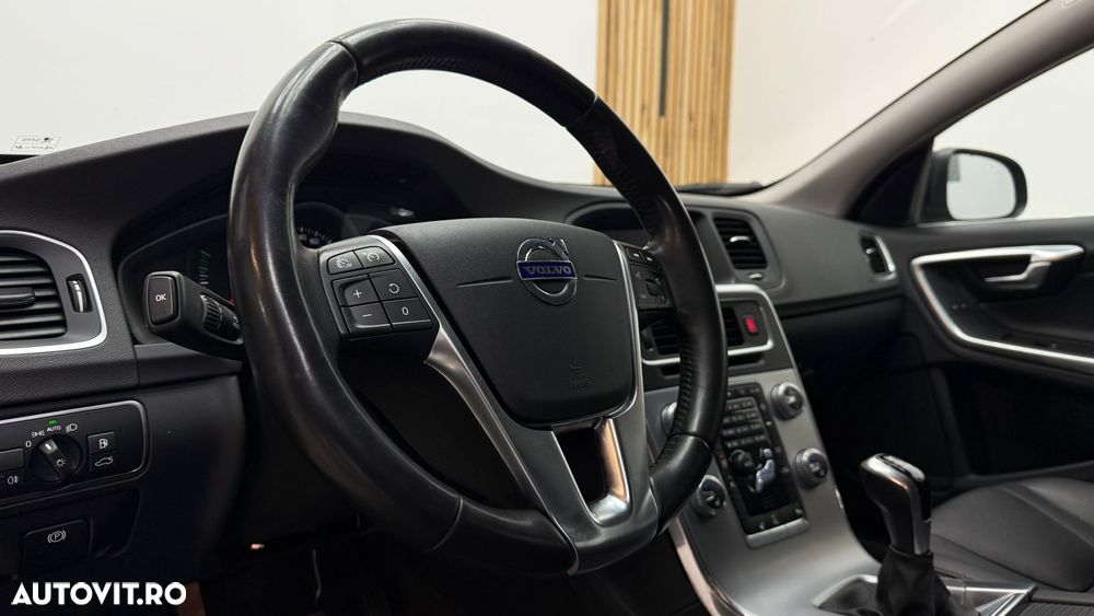 Volvo V60 D3 - 24