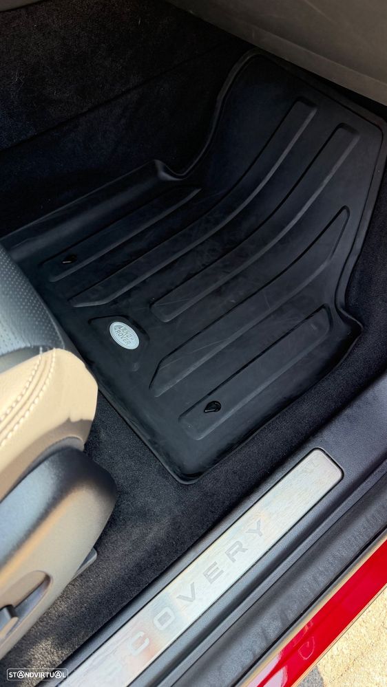 Land Rover Discovery Sport 1.5 I3 P300e AWD R-Dynamic SE - 23