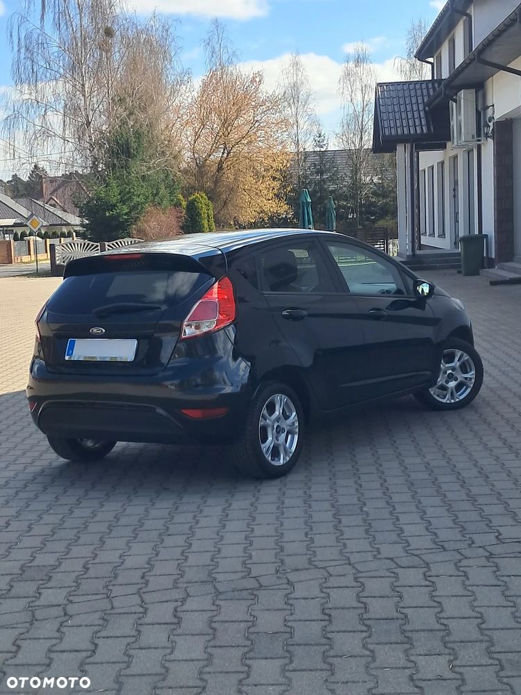 Ford Fiesta 1.0 Champions Edition - 3