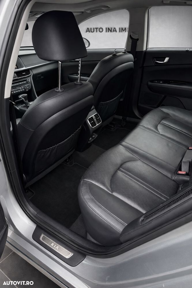 Kia Optima Sportagon 2.0 GDI Spirit - 8