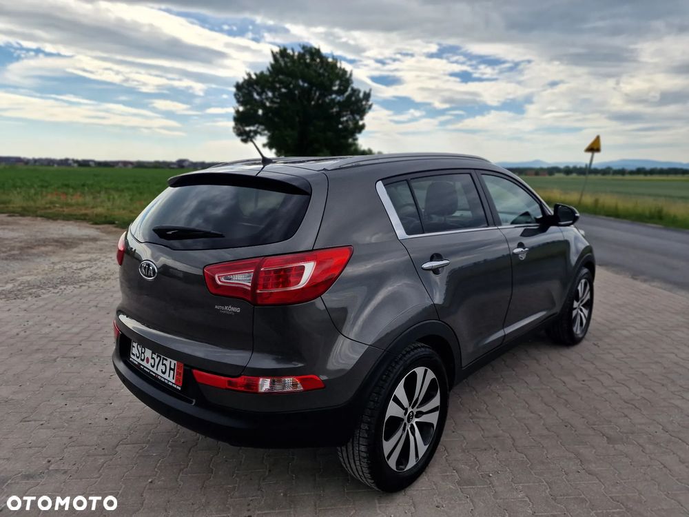 Kia Sportage 1.7 CRDI 2WD ISG Dream-Team Edition - 9