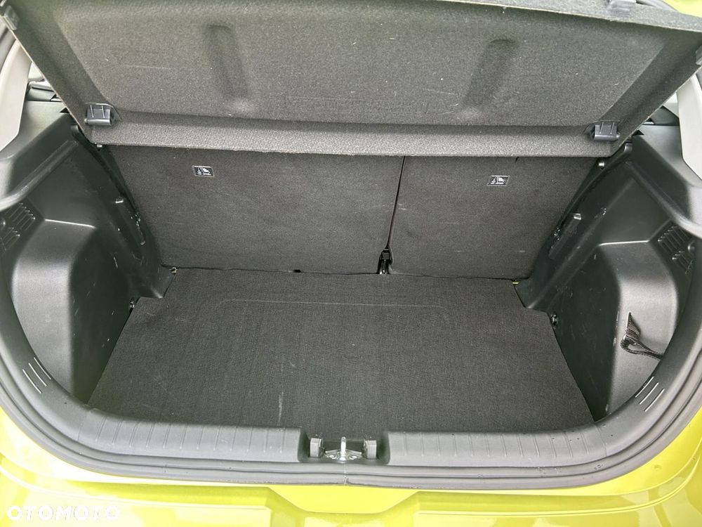 Hyundai i20 - 19