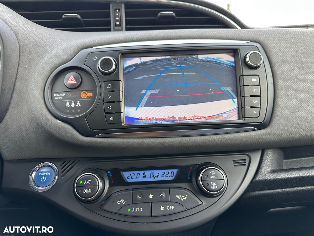 Toyota Yaris 1.5 VVT-i HSD Luna - 10