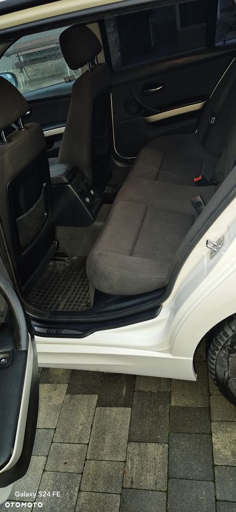 BMW Seria 3 320d DPF - 5