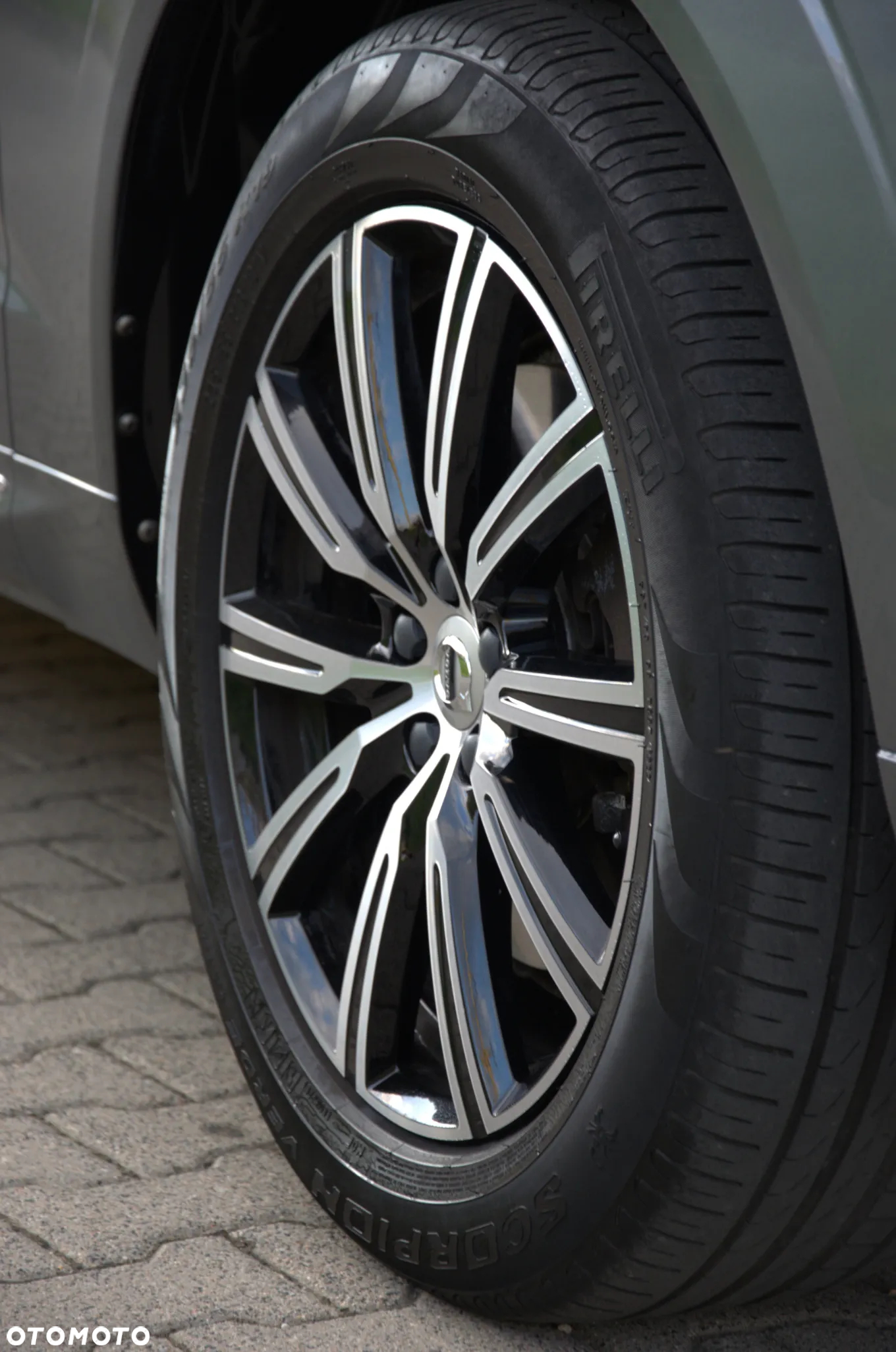 Volvo XC 60 D5 SCR AWD Inscription - 14