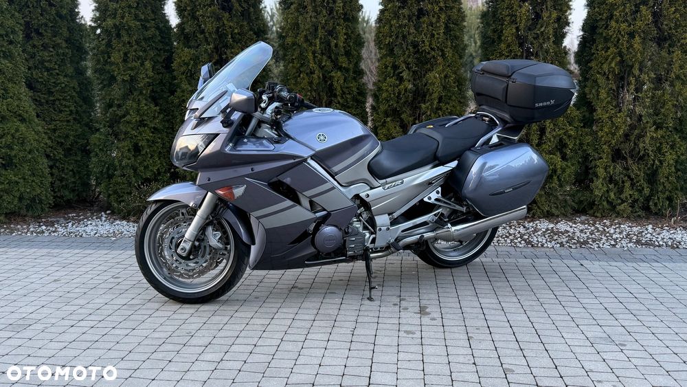 Yamaha FJR - 3
