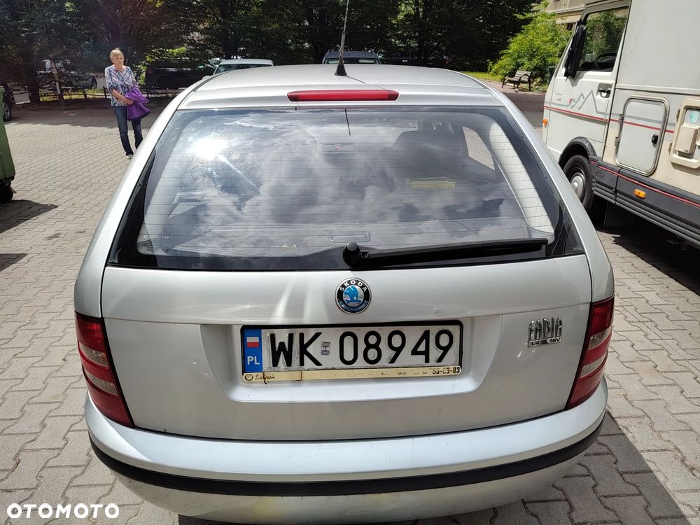 Skoda Fabia 1.4 16V Fresh - 4