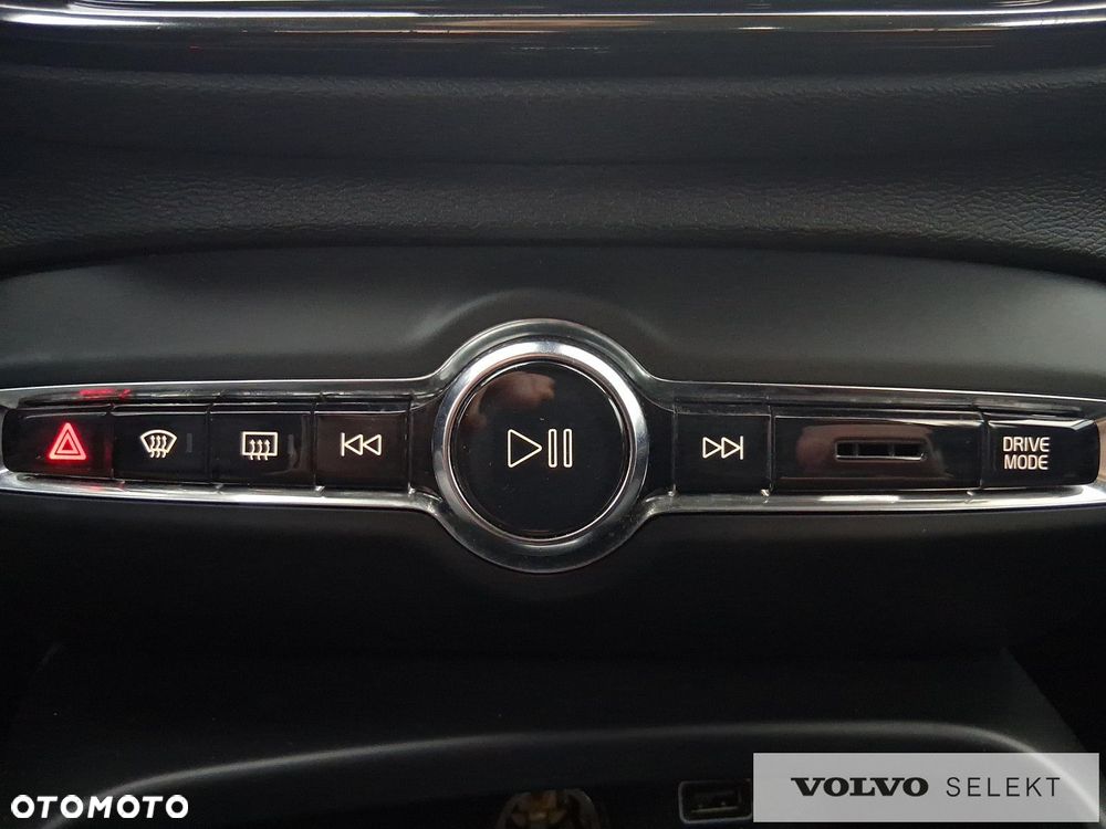 Volvo XC 40 - 26
