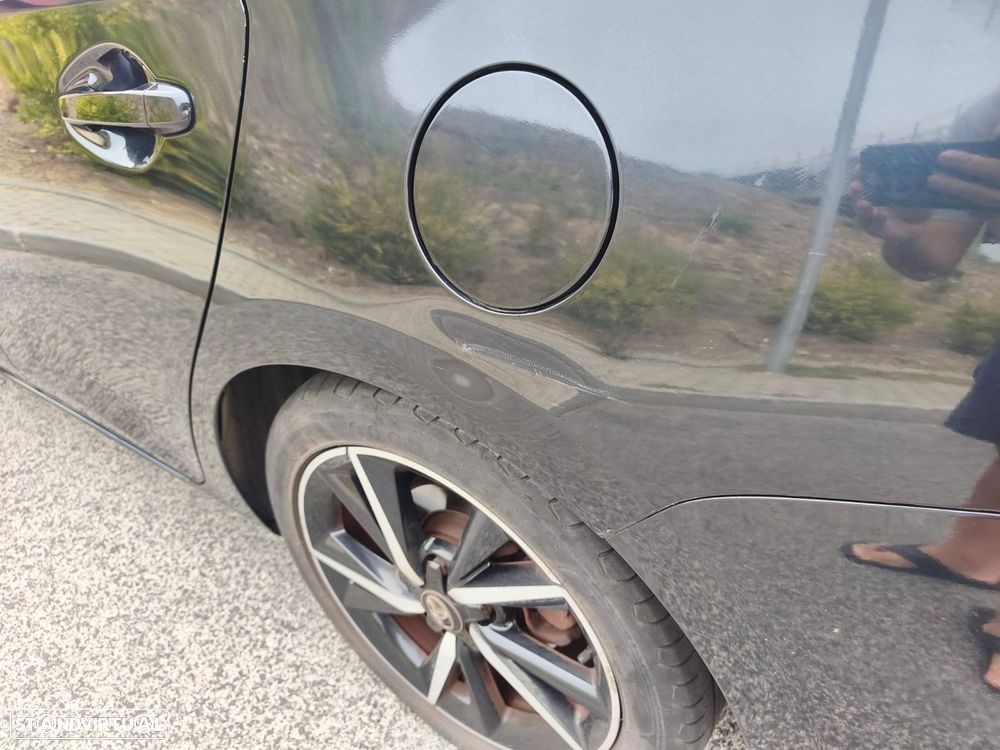 Toyota Auris Touring Sports - 20