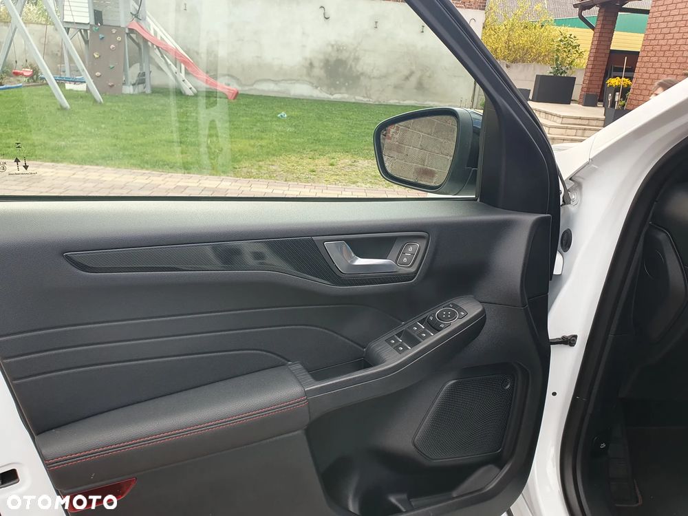 Ford Kuga 2.5P PHEV FWD ST-Line - 11