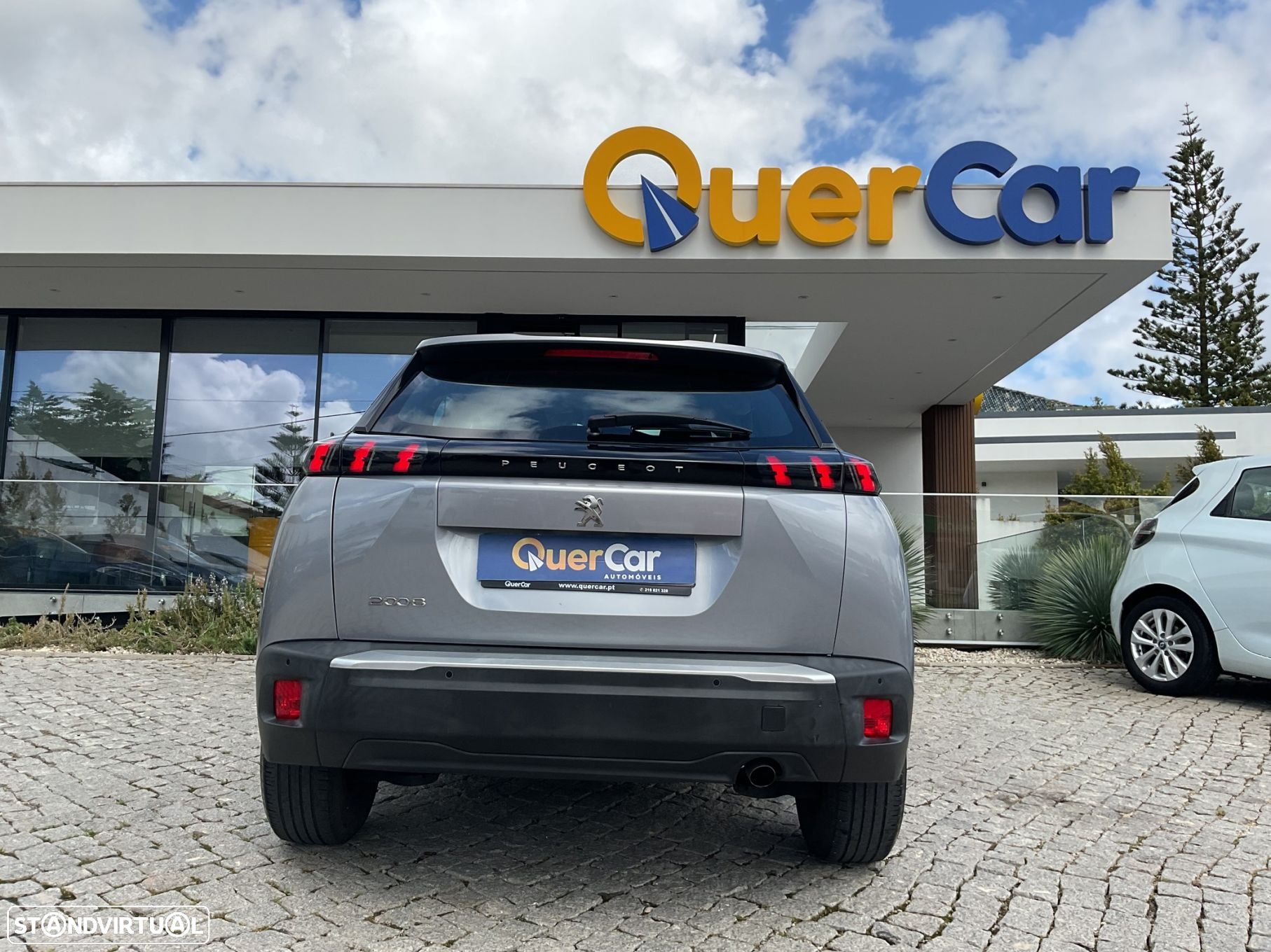 Peugeot 2008 1.2 PureTech Active Pack - 11