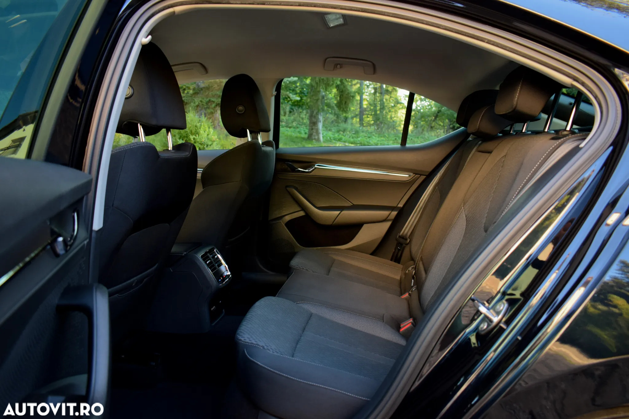 Skoda Octavia 2.0 TDI DSG Style - 9