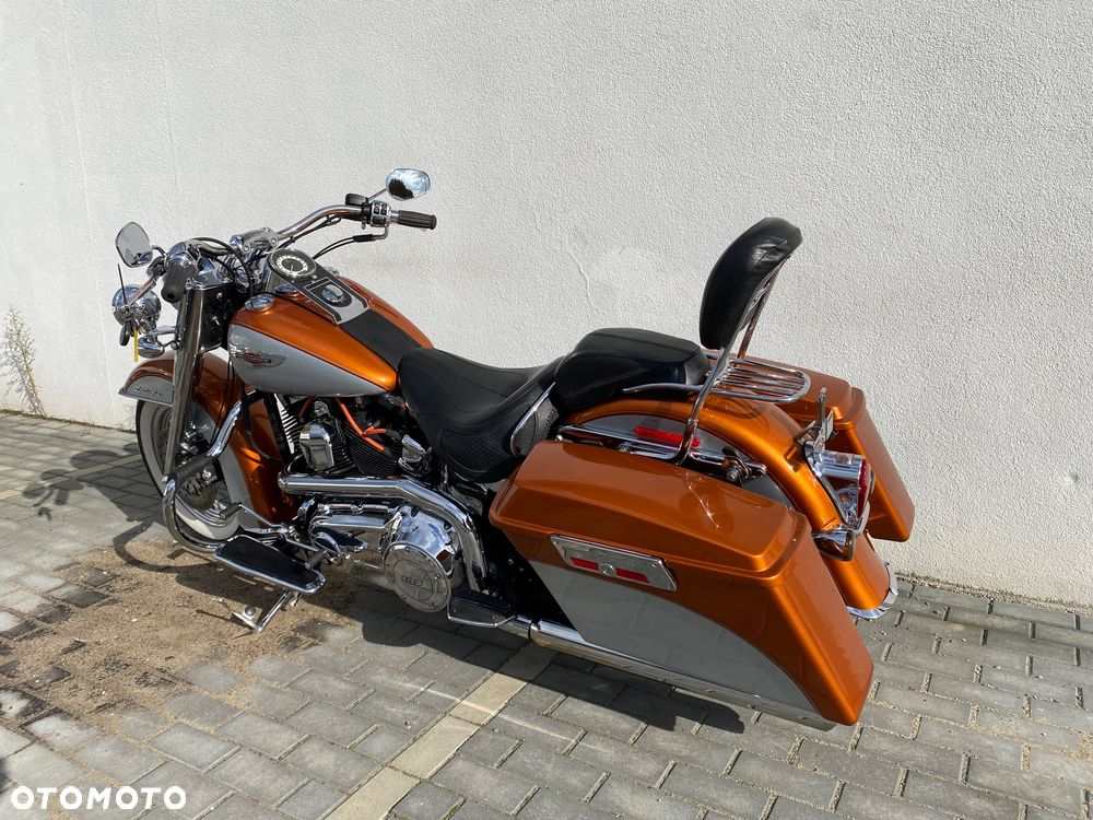 Harley-Davidson Softail Deluxe - 9
