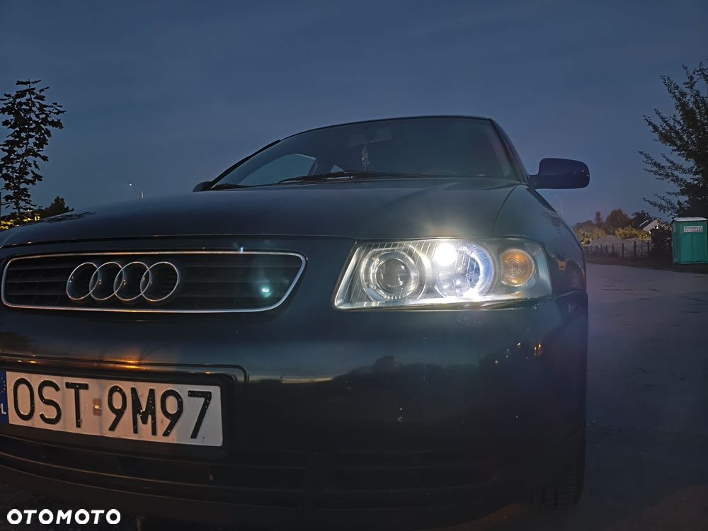 Audi A3 3-drzwiowe 1.6 Ambition - 2