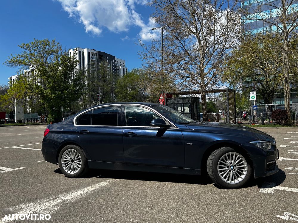BMW Seria 3 320d xDrive AT - 2