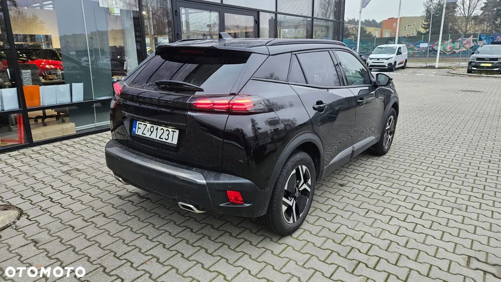 Peugeot 2008 1.2 PureTech Allure S&S EAT8 - 4