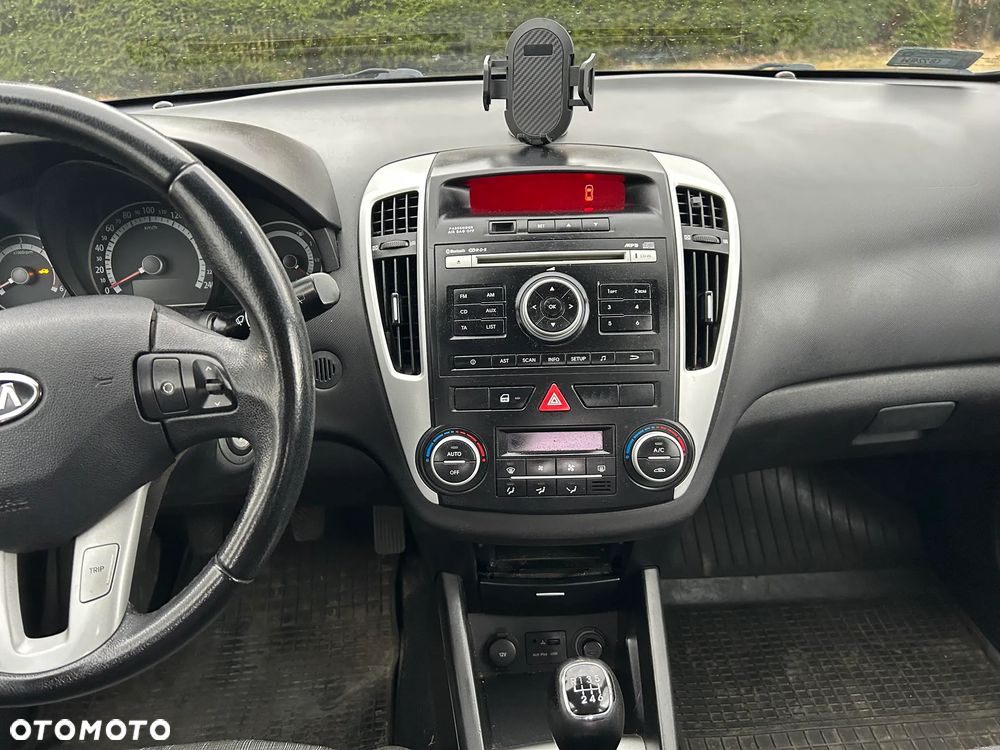 Kia Ceed 1.6 Crdi Comfort - 10