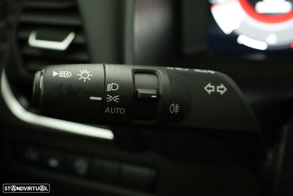 Nissan Qashqai 1.3 DIG-T N-Connecta LED - 17