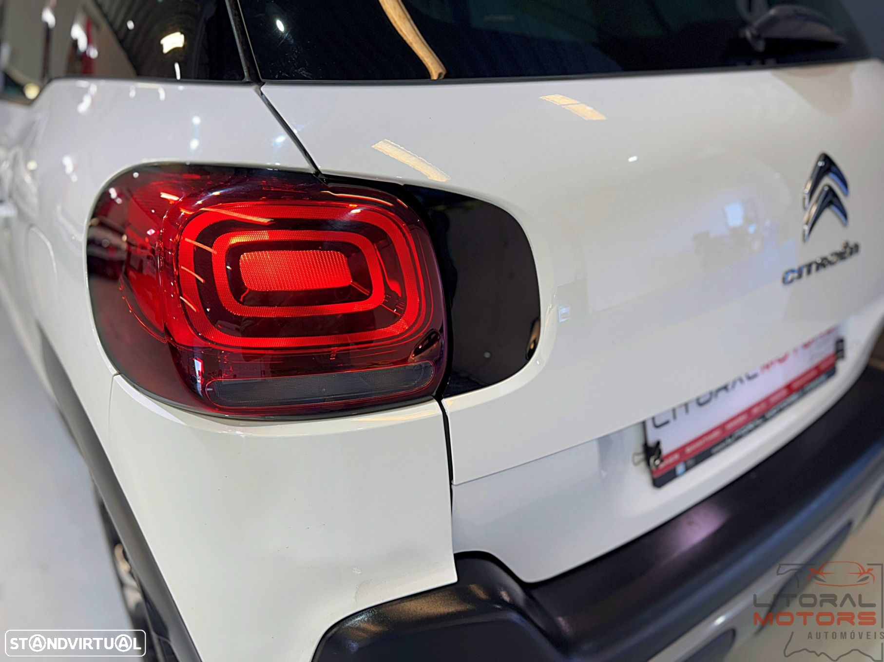 Citroën C3 Aircross 1.2 PureTech Shine - 8