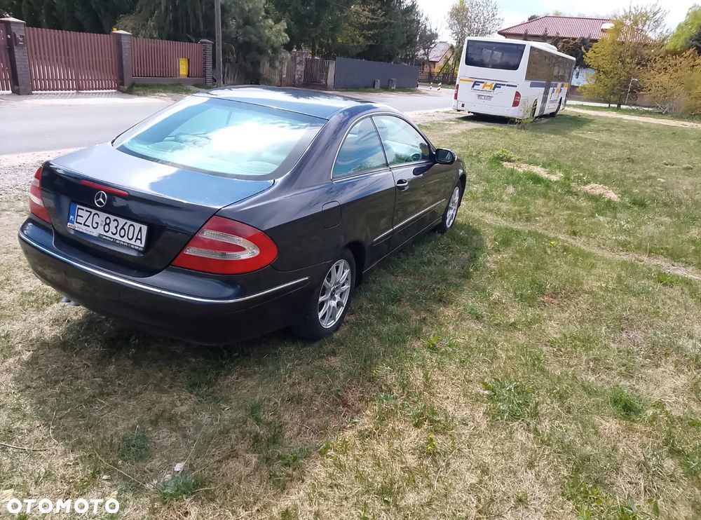 Mercedes-Benz CLK - 14