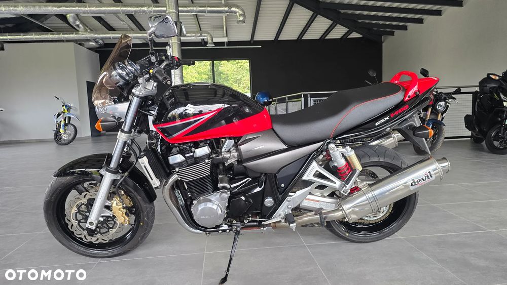 Suzuki GSX