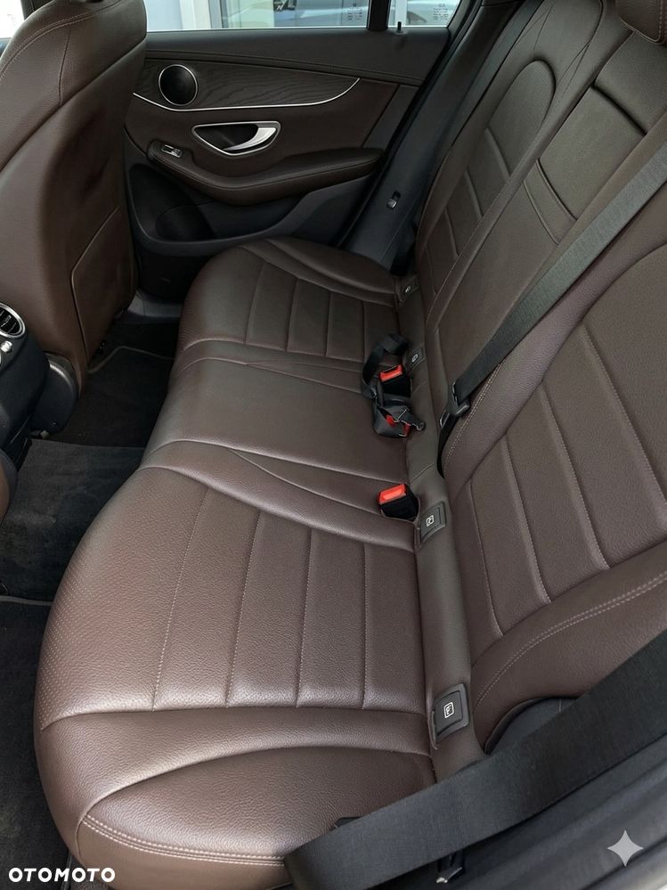 Mercedes-Benz GLC 220 d 4Matic 9G-TRONIC Exclusive - 8