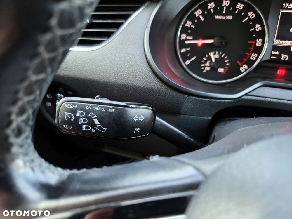Skoda Octavia 2.0 TDI Elegance - 33