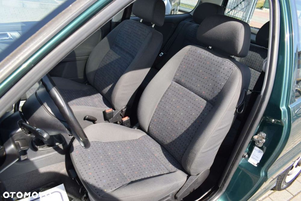 Volkswagen Polo - 16